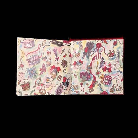 Karl Lagerfeld Illustrated 'The Emperor's New Clothes' Red Edition - Picture 2 of 6